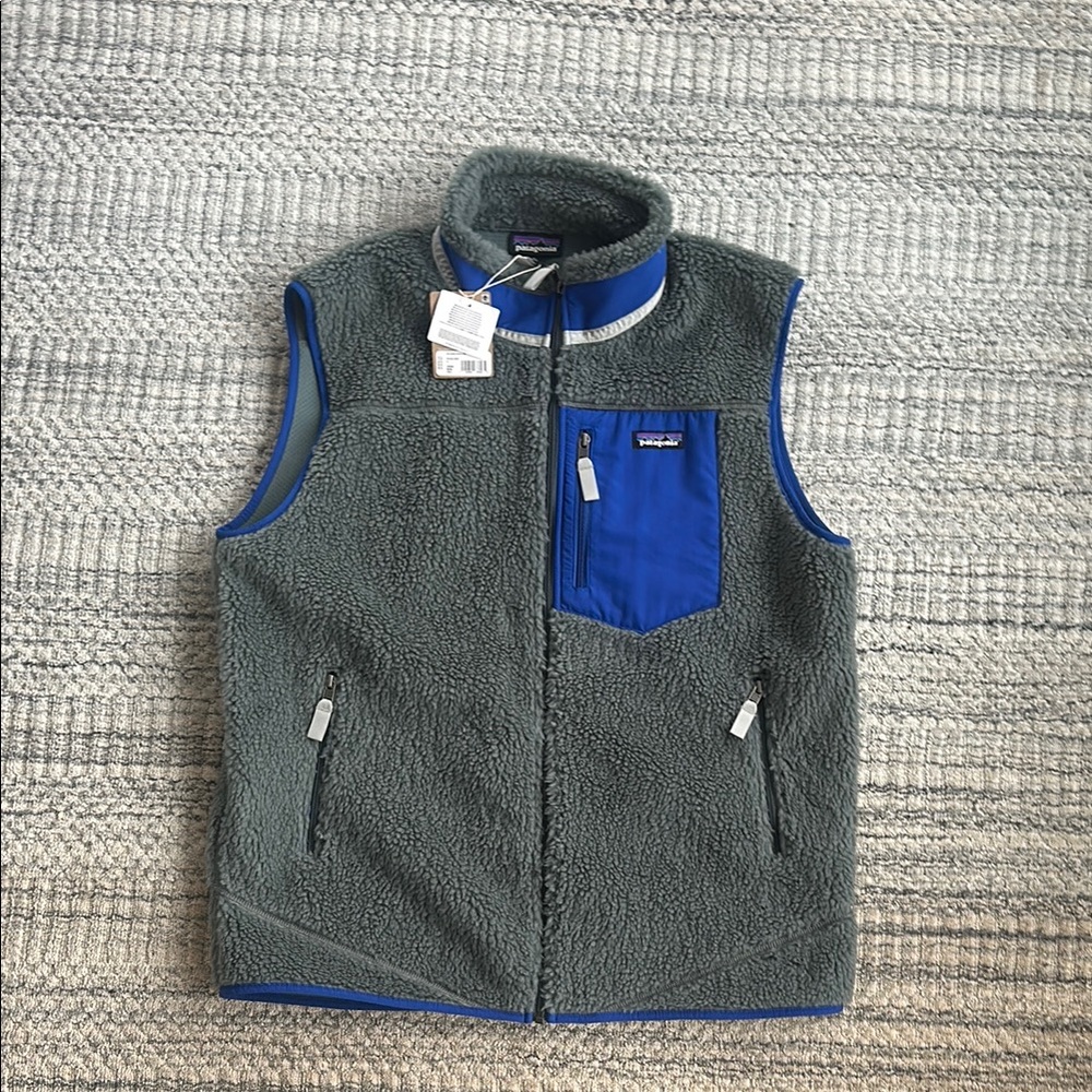 NWT Patagonia Gray and Blue Fleece Vest